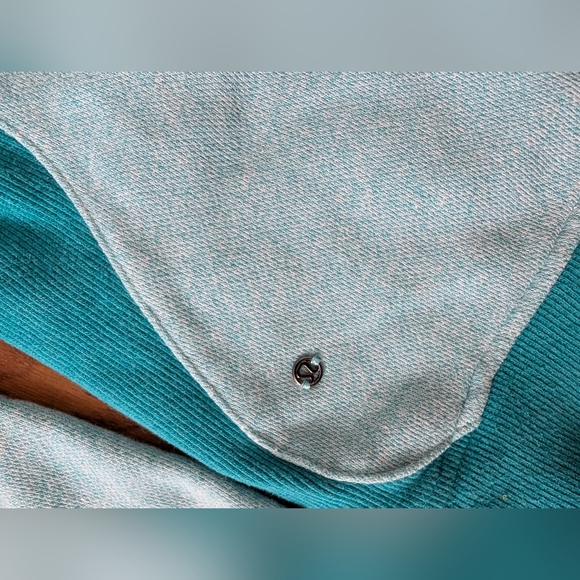 LULULEMON athletica Light Blue and Teal Zip-Up Jacket On The Daily Hoodie 4 - Picture 9 of 9